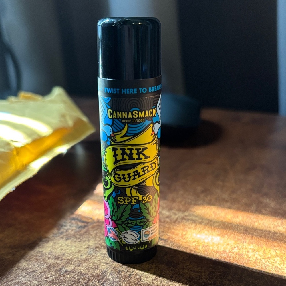 CanaSmack Inkguard spf 30 tattoo sunscreen and ink fade shield stick